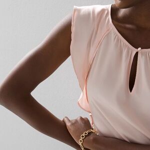 WHBM Flutter Sleeve Shell (Rose Smoke) - FITS LIKE XS/S